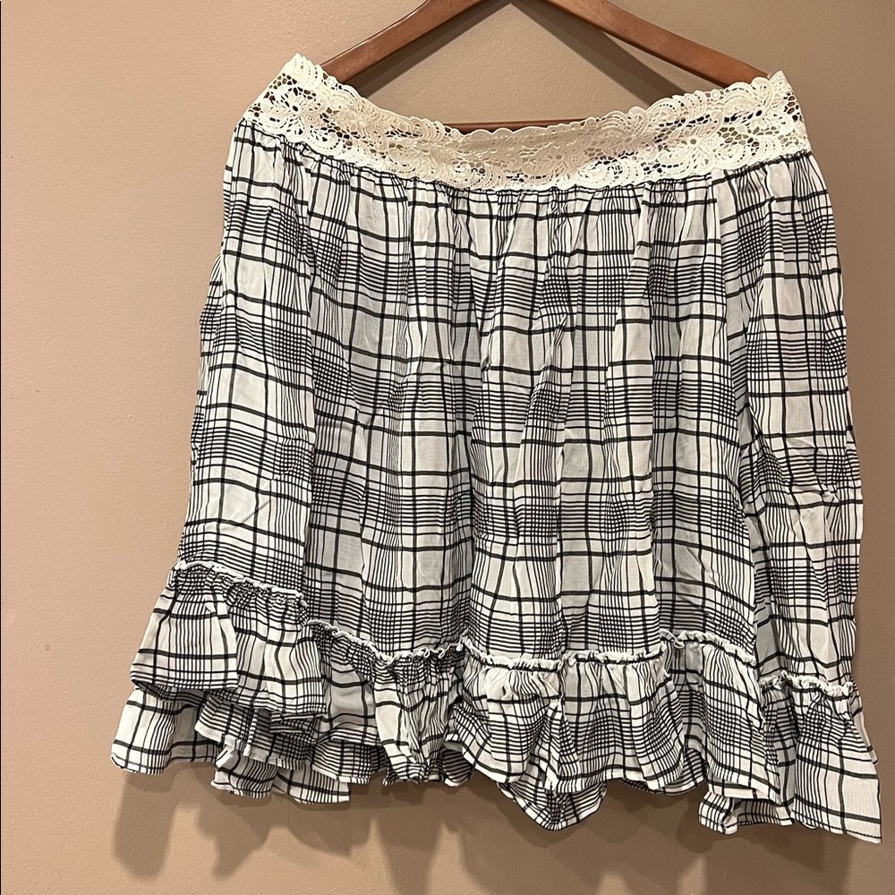 LOFT off shoulder top size Small
